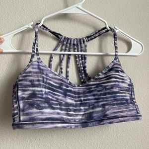 Lululemon Lighten Up Bra Mineralize Multi 6 NWOT purple
